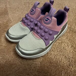 Girls Sketchers Pop-It Sneakers